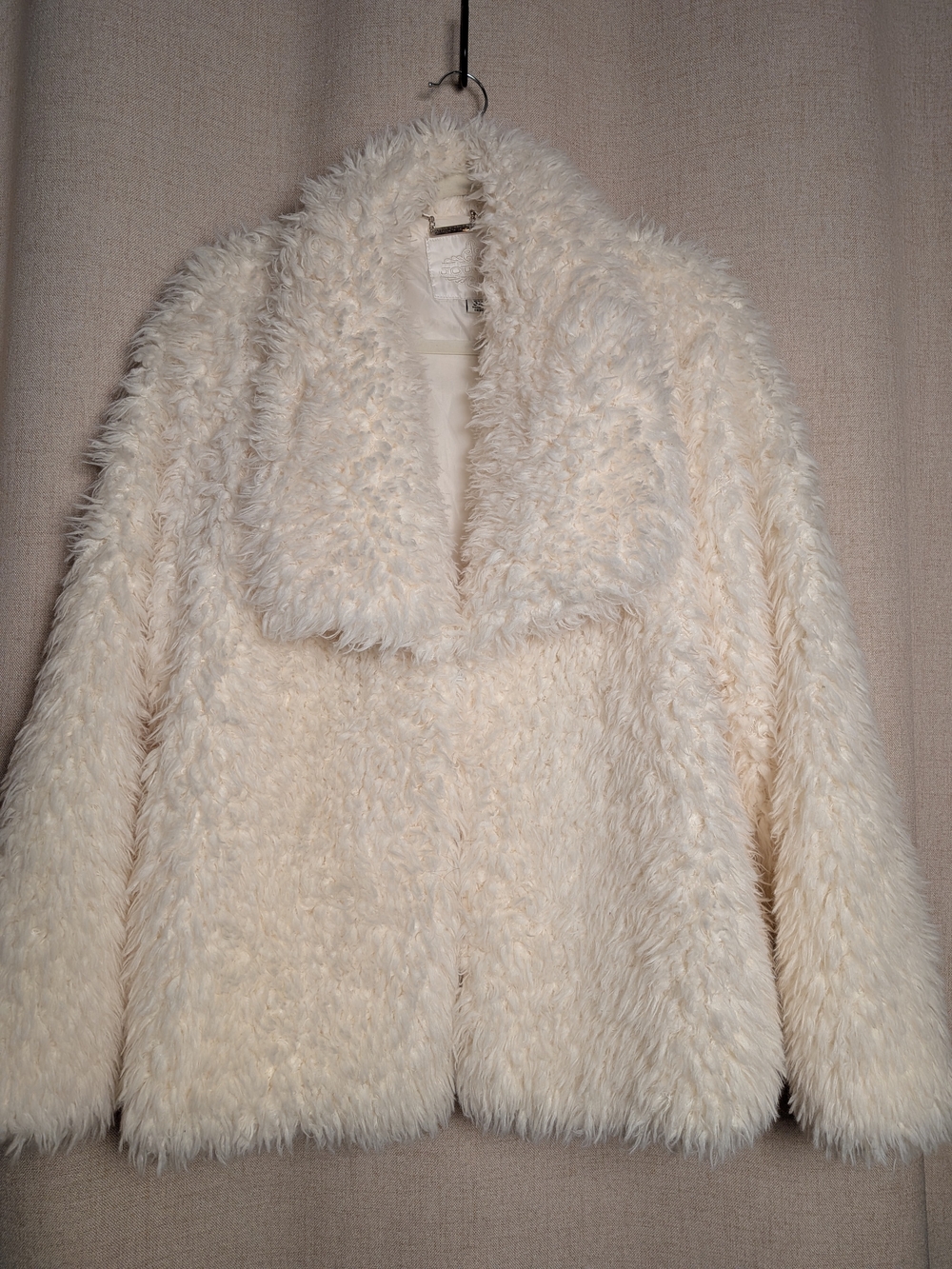 Mob Wife Glam Ivory Shaggy Faux Fur Coat 3X